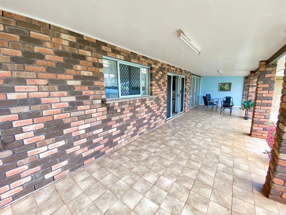 5 Larkin Close, Atherton