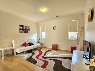 209 Sanctuary Lakes South Boulevard, Point Cook