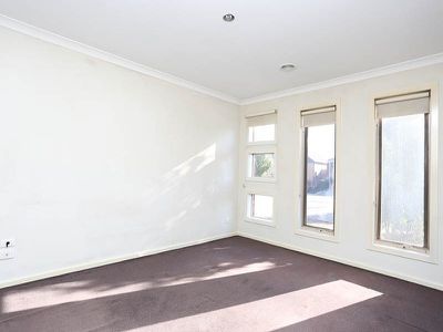 7 Fatham Drive, Wyndham Vale