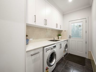 16 Mickail Court, Mount Gambier