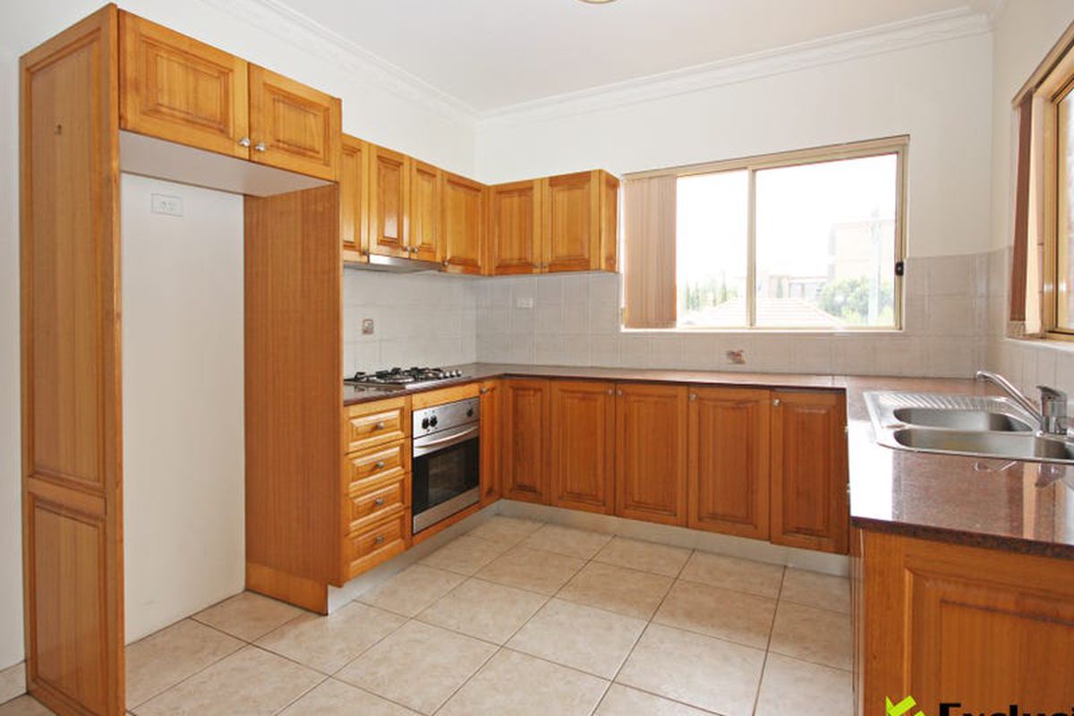 6 / 37 Angelo Street, Burwood