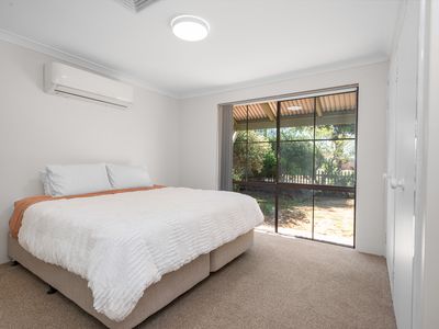 7 De Bernales Street, Hannans