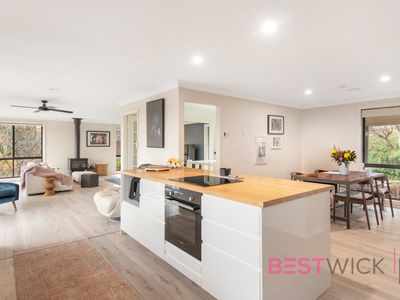 7 Casey Circuit, West Bathurst