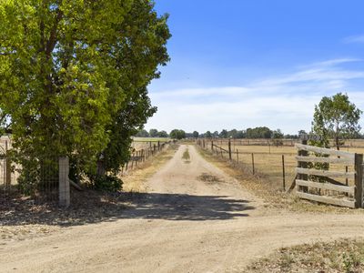 1372 Sandmount Road, Katunga