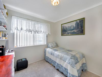 12 Chifley Crescent, Brassall