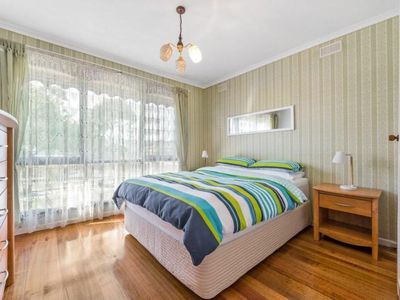 75 Mulhall Drive, St Albans