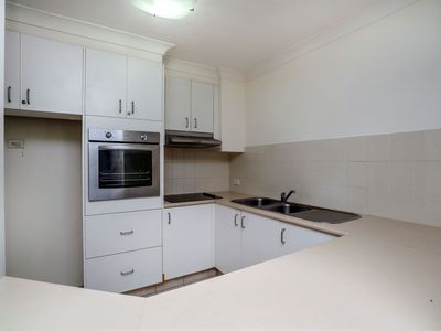 10 / 23 Wharf Road, Surfers Paradise