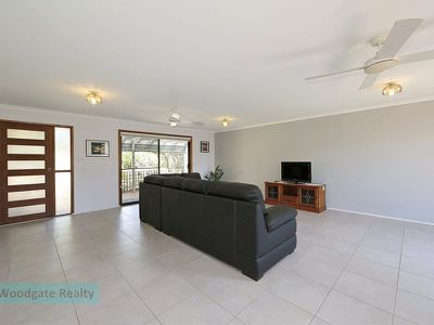 23 Lorikeet Ave, Woodgate