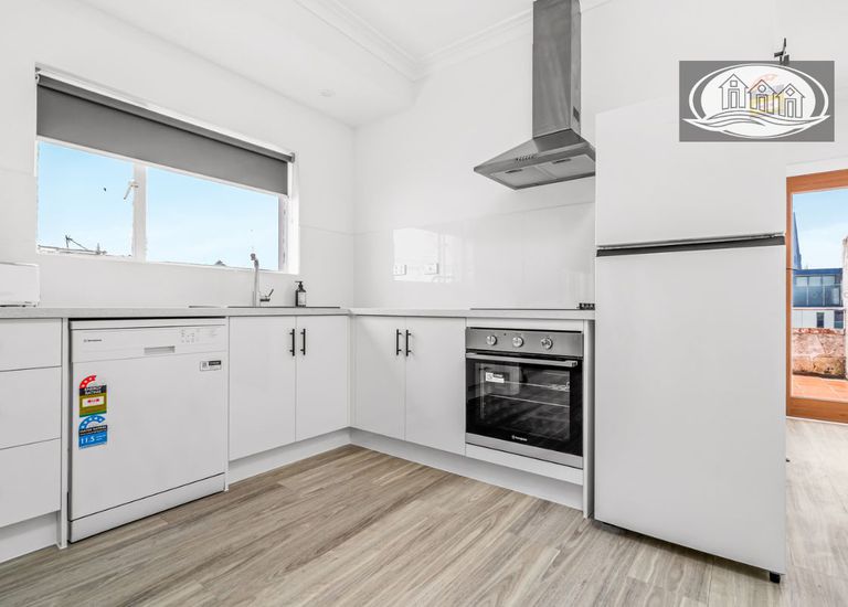 unit 1 / 92 Percy Street, Portland