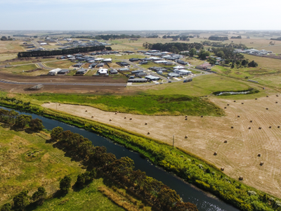 12 Waldock way, Warrnambool