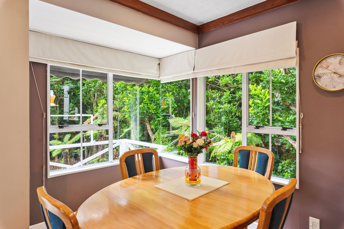 15B Kakariki Grove, Waikanae