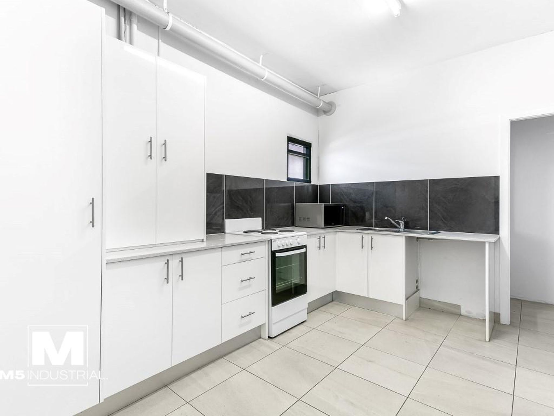 L12 / 5-7 Hepher Road, Campbelltown