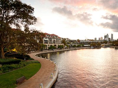 1 / 132 Royal Street, East Perth