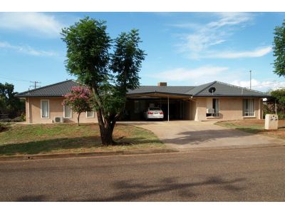 11 Daniel Keane Crescent, Gunnedah