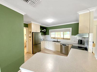 8 School Road, Forbes
