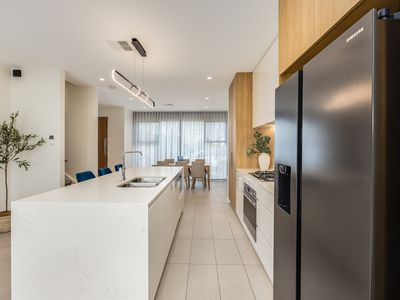 31 Lomandra Avenue, Glenside