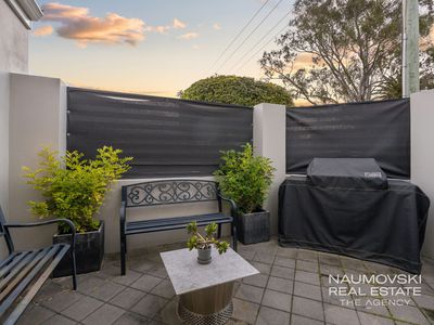 10A May Drive, Nollamara