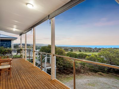 17 Stacey Drive, Carrickalinga