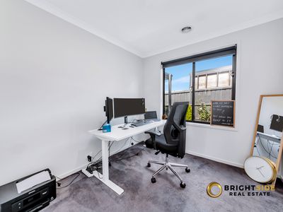 12 Ramlegh Boulevard, Clyde North