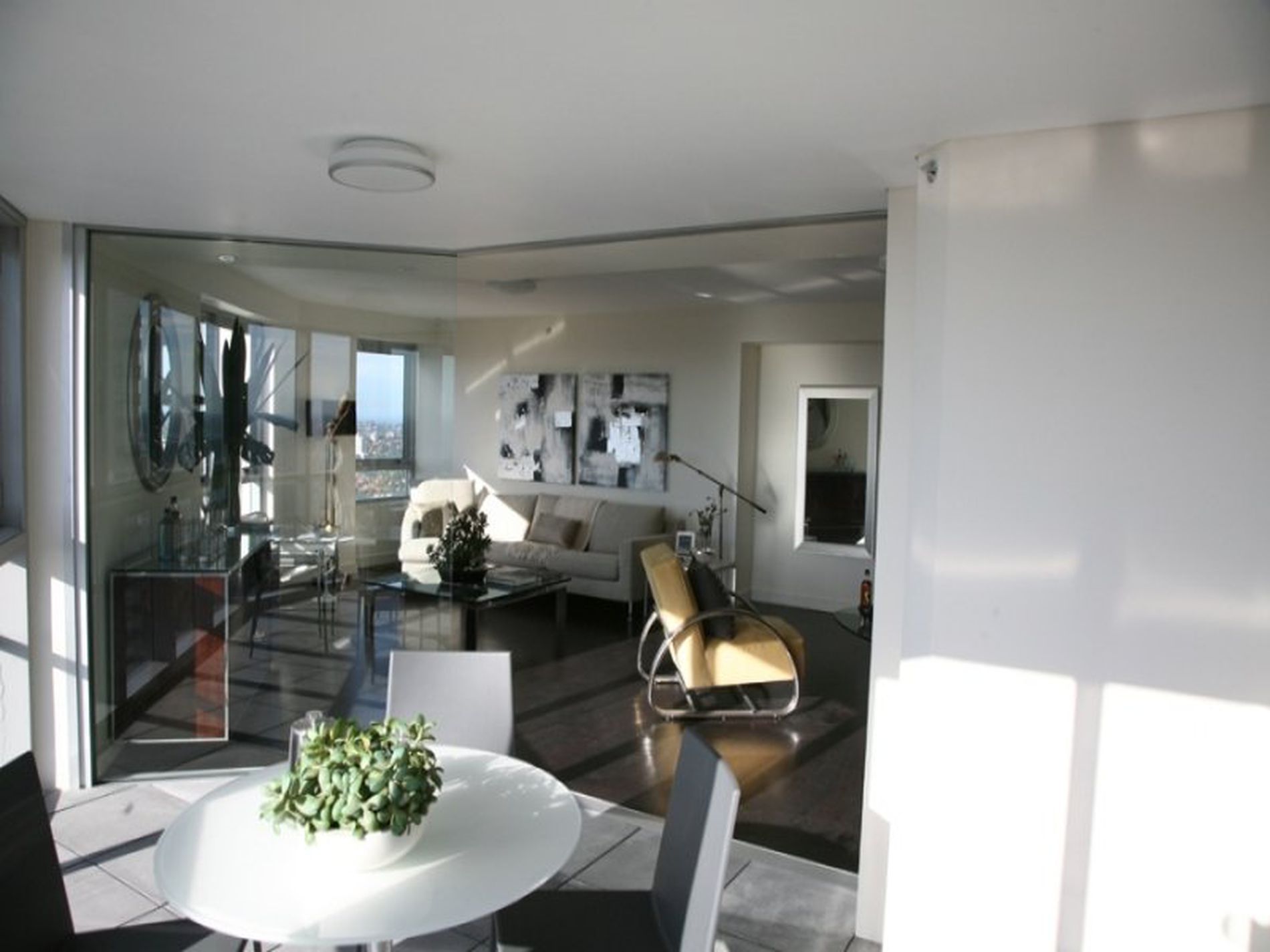 3402 / 77-81 Berry Street, North Sydney