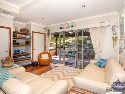 12 Pember Road East, Ocean Beach