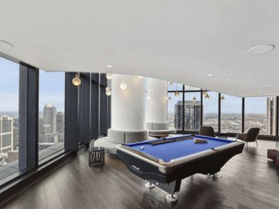 3807 / 228 La Trobe Street, Melbourne