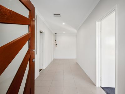 15 Medinah Street, Meadow Springs
