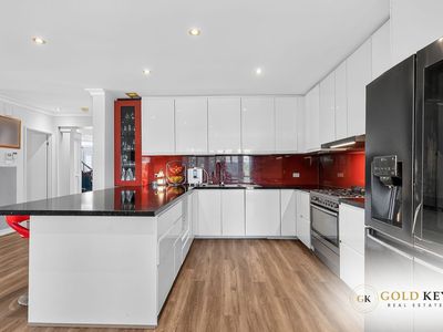 33 Lynbridge Crescent, Tarneit