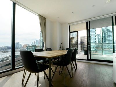 810 / 915 Collins Street, Docklands