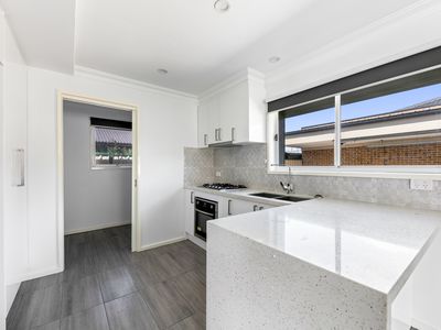 1 / 15 Meager Street, Deer Park