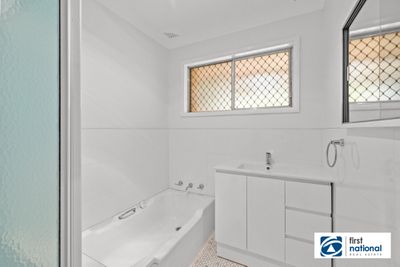 37 HALL STREET, East Tamworth