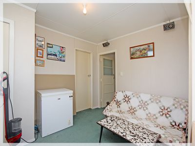 8 Hennsessy Street East, Foxton Beach