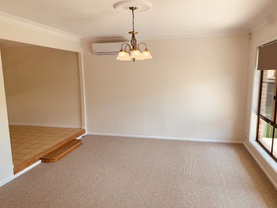 1 Jenny Close, Elermore Vale