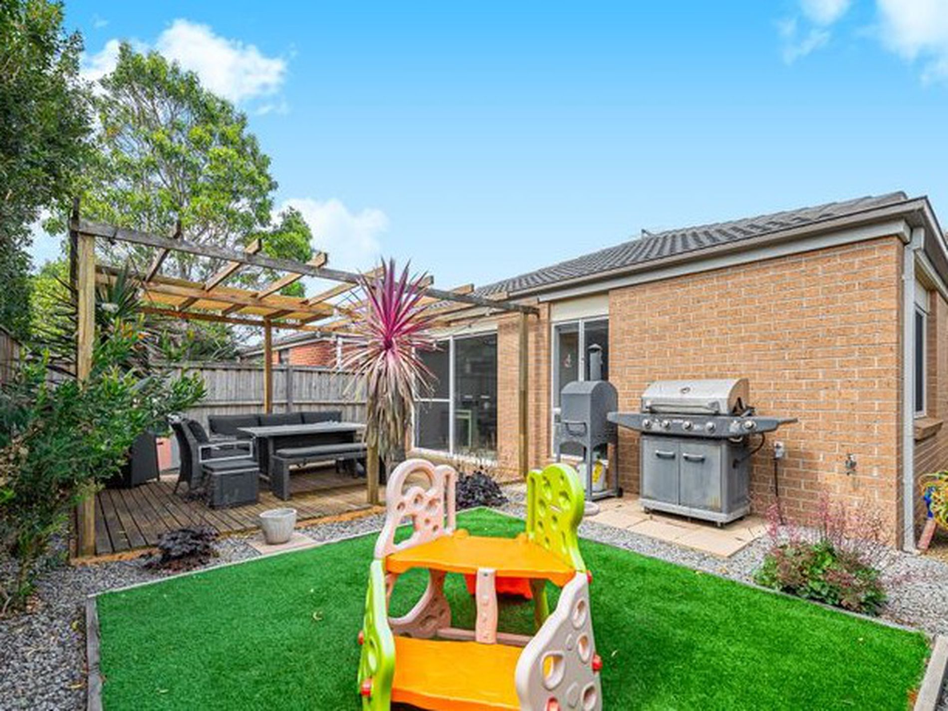 10 Yaleri Rise , Werribee