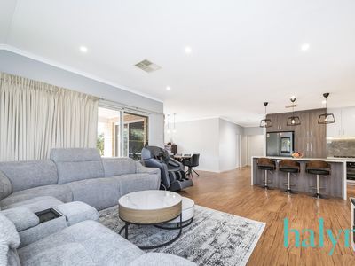 2 / 6 Bruning Road, Manning