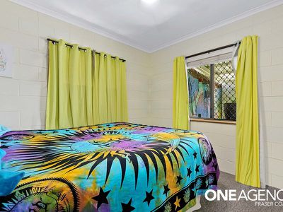 21 Cooloola Crescent, Urangan