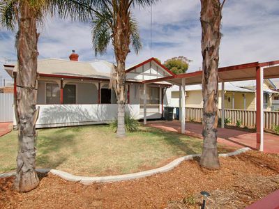 15 Campbell Street, Lamington