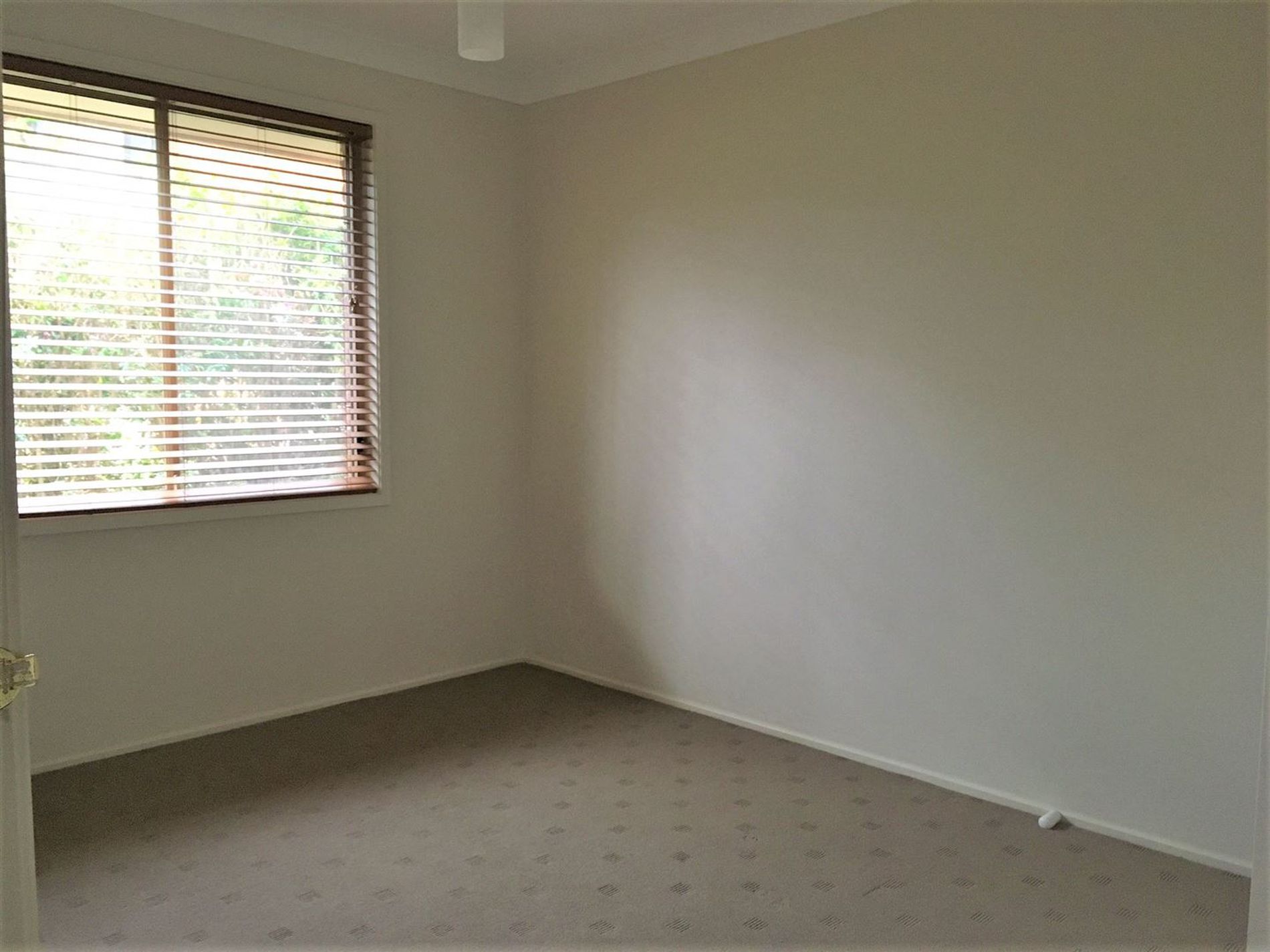 9 Boeing Avenue, Lake Conjola