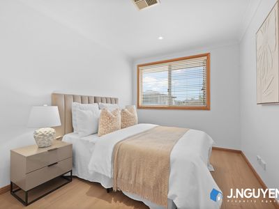 33B Harden Street, Canley Heights