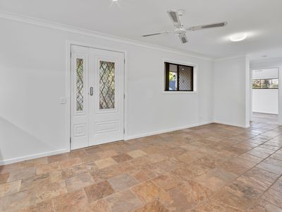 20 Condamine Crescent, Helensvale