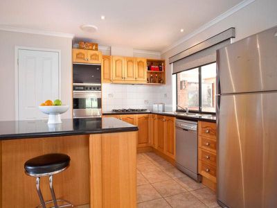 27 Braeside Drive, Junortoun