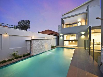 3 Renown Ave, Oatley