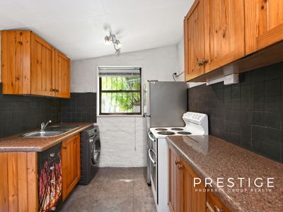 8 Angel Street, Newtown