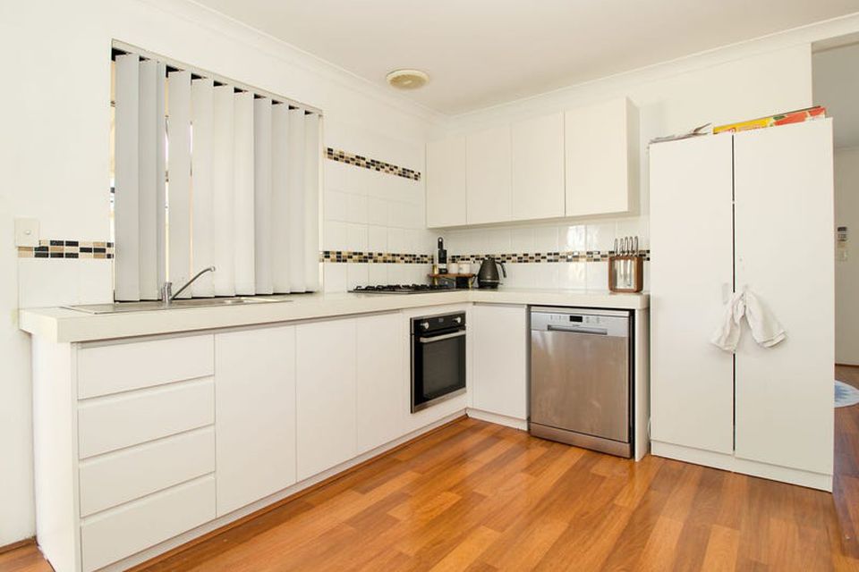 9 Hueston Lookout  , Leda
