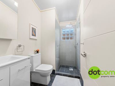 4 Darling Street, Abbotsbury