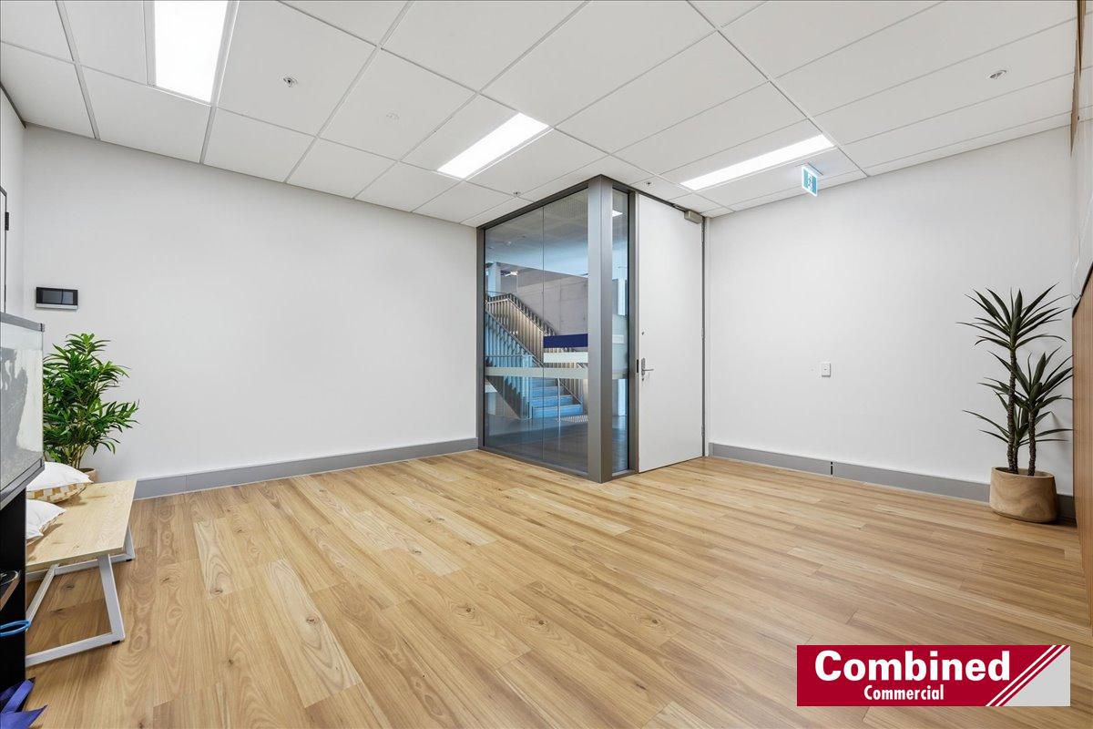 1.02 / 90 Podium Way, Oran Park