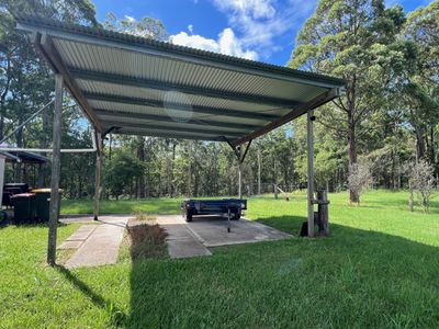 5851 The Bucketts Way, Bootawa