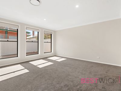 100 Peel Street, Bathurst