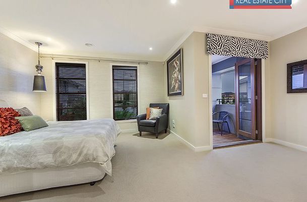 2 Firenze Road, Greenvale