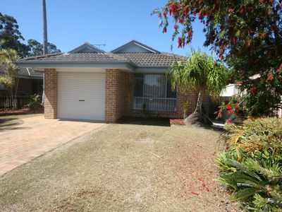 19A Moseley Drive, Boambee East